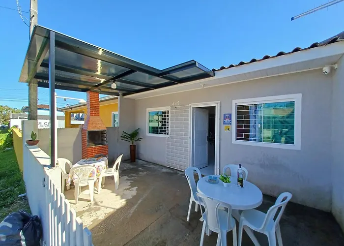 Excelente Casa Na Praia Em Matinhos Pr. 600 Metros Da Praia.