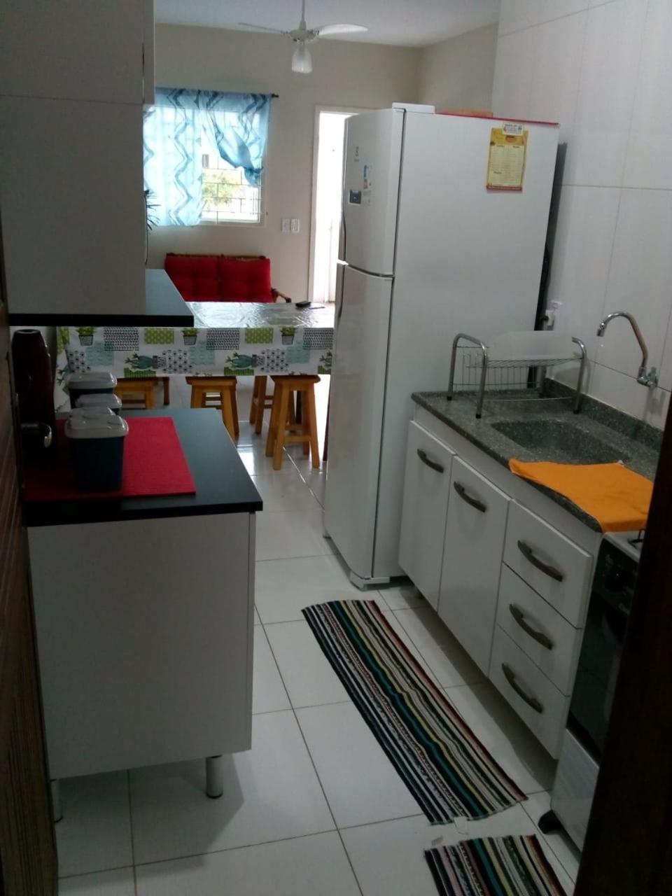 Excelente Casa Na Em Pr. 600 Metros Da Praia.