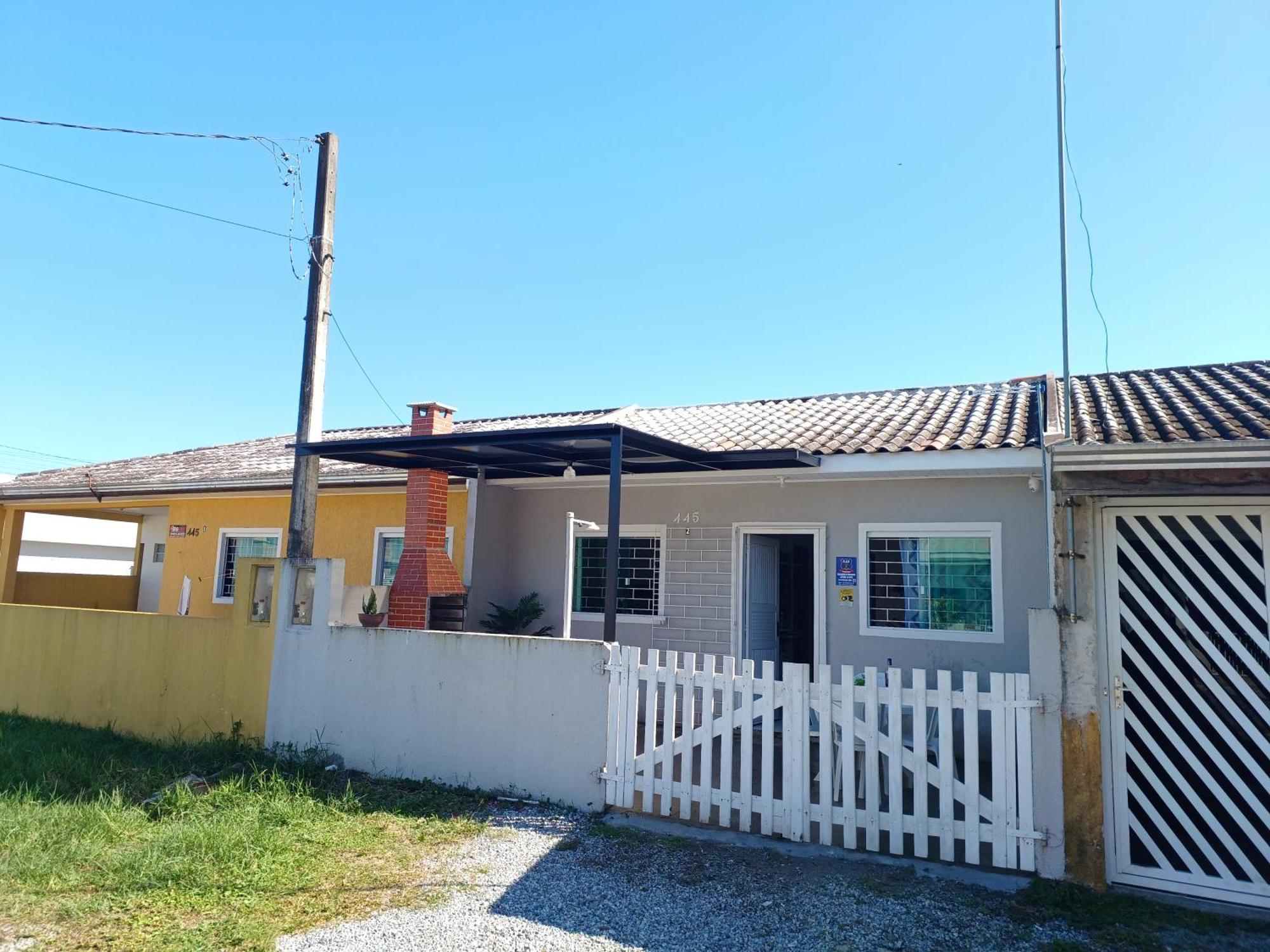 Excelente Casa Na Em Pr. 600 Metros Da Praia. *
