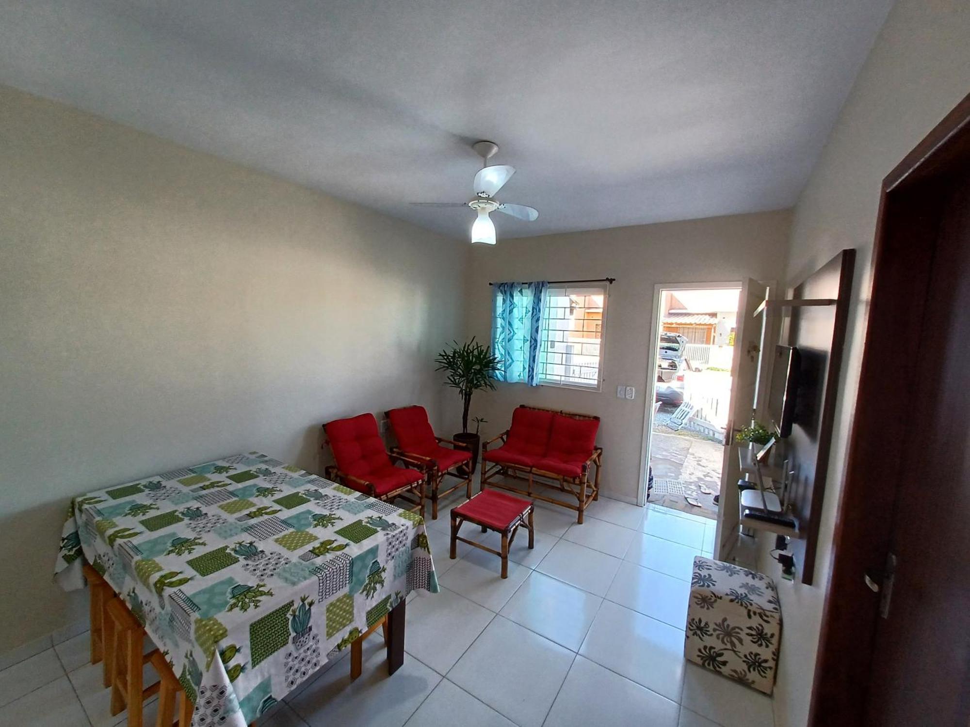 Excelente Casa Na Em Pr. 600 Metros Da Praia. * Matinhos