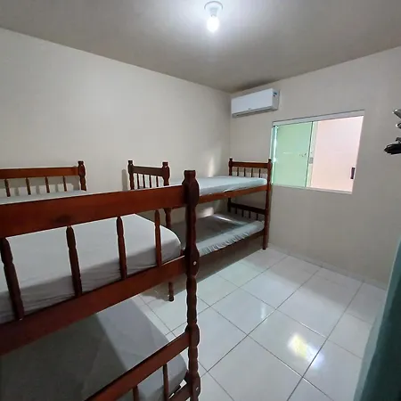 Excelente Casa Na Praia Em Matinhos Pr. 600 Metros Da Praia. Exterior photo