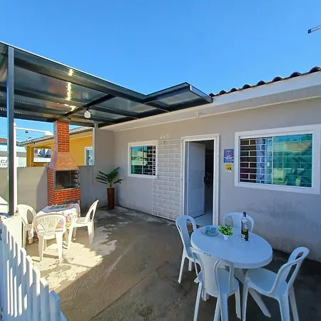 Excelente Casa Na Praia Em Matinhos Pr. 600 Metros Da Praia. Exterior photo
